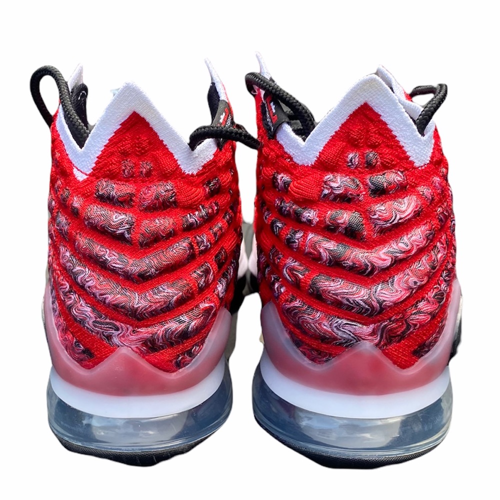 NIKE LEBRON XVII*Basketball Shoes*US 4,4.5,5*$200 - Picture 10 of 11